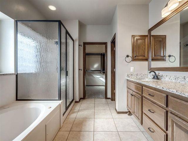 3232 Songwood Drive, Edmond, OK 73003