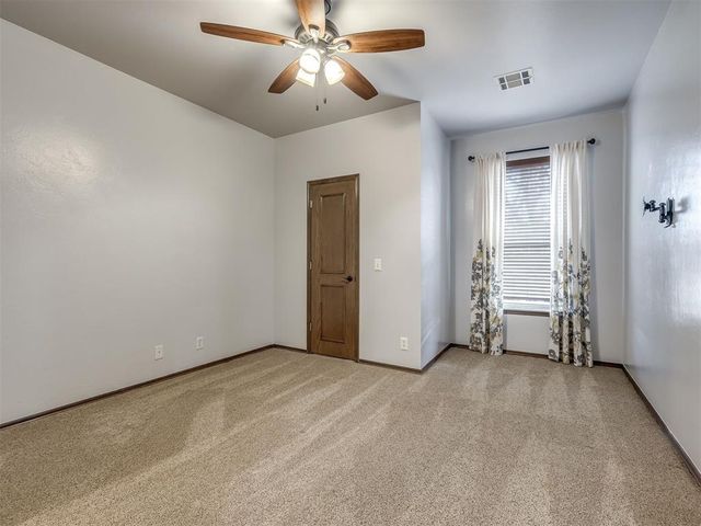 3232 Songwood Drive, Edmond, OK 73003