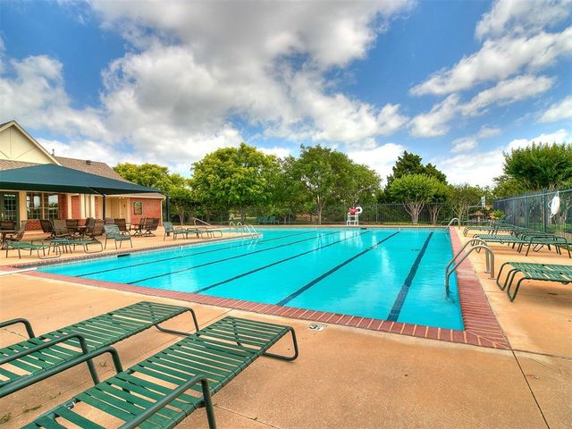 3232 Songwood Drive, Edmond, OK 73003