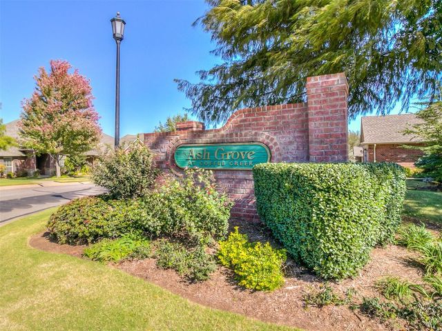 3232 Songwood Drive, Edmond, OK 73003