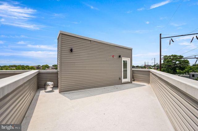 4921 CHESTER AVE, Philadelphia, PA 19143