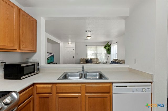 291 Cordero Drive, San Marcos, TX 78666