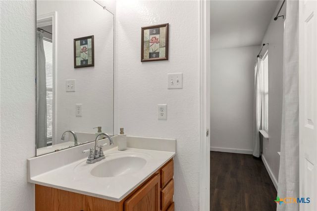 291 Cordero Drive, San Marcos, TX 78666