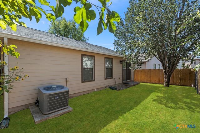291 Cordero Drive, San Marcos, TX 78666