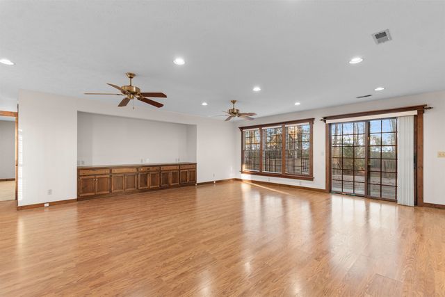 4995 Enoch Rd., Conway, SC 29526