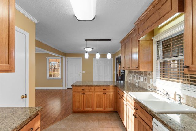 4995 Enoch Rd., Conway, SC 29526