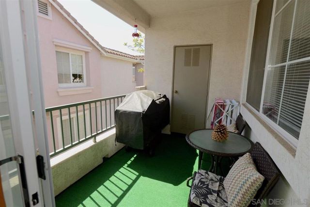 10766 Sabre Hill Dr 253, San Diego, CA 92128