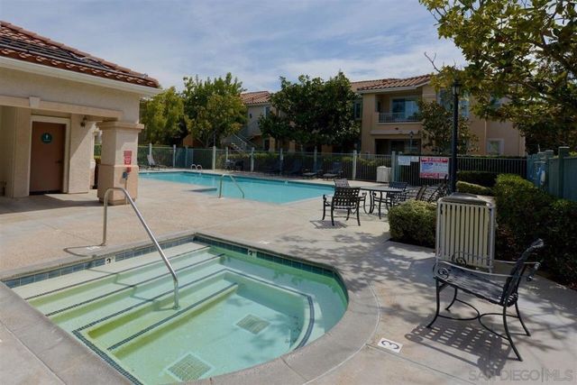 10766 Sabre Hill Dr 253, San Diego, CA 92128