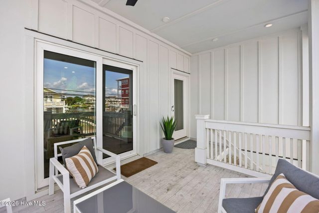 506 Canal Drive 2, Carolina Beach, NC 28428