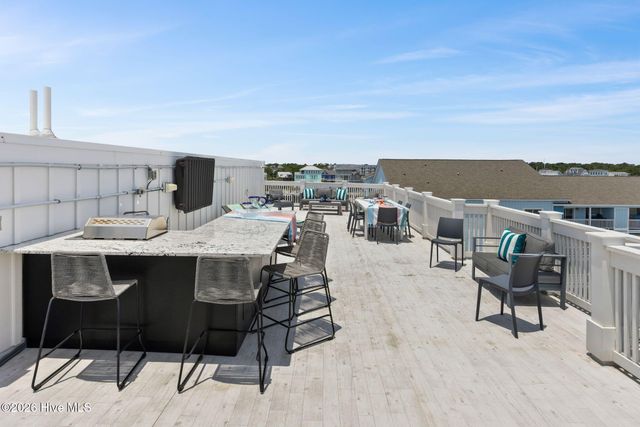 506 Canal Drive 2, Carolina Beach, NC 28428