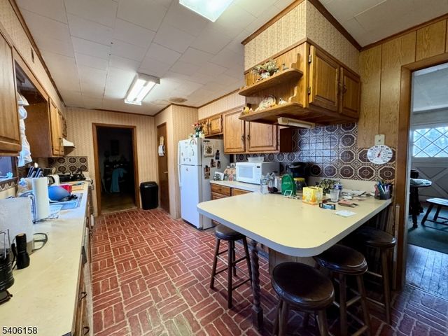 75 Rutherford Dr, White Twp., NJ 07823