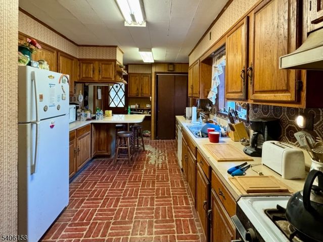 75 Rutherford Dr, White Twp., NJ 07823