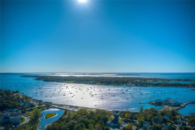 86 Washington Street, Bristol, RI 02809