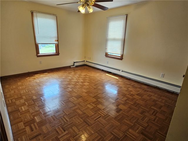 86 Washington Street, Bristol, RI 02809