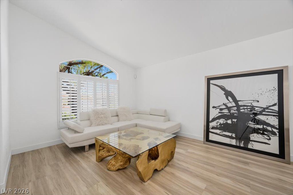 Image 11 of property listing at 1601 Diamond Oaks Court, Las Vegas, NV 89117