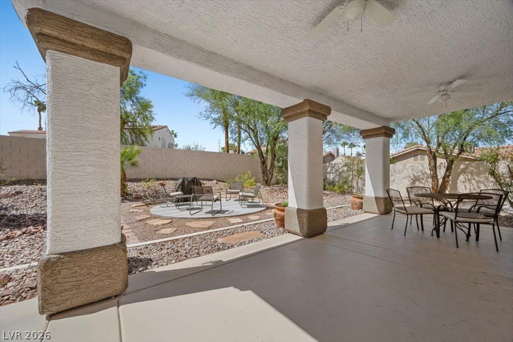 Image 24 of property listing at 1601 Diamond Oaks Court, Las Vegas, NV 89117