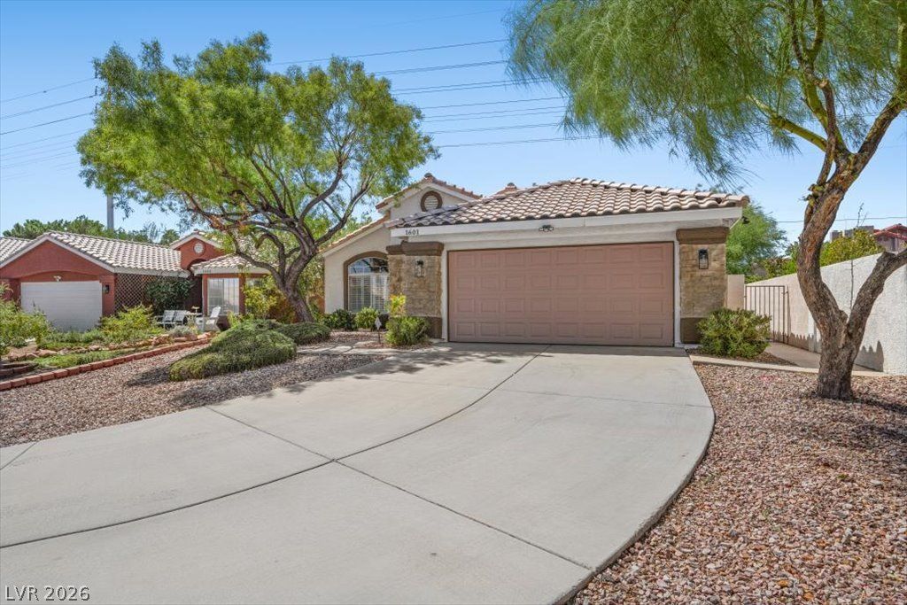 Image 39 of property listing at 1601 Diamond Oaks Court, Las Vegas, NV 89117