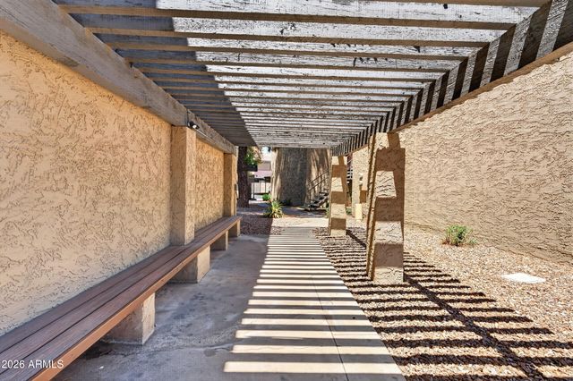 1730 W EMELITA Avenue 1042, Mesa, AZ 85202
