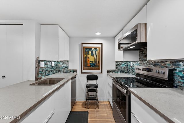 1730 W EMELITA Avenue 1042, Mesa, AZ 85202