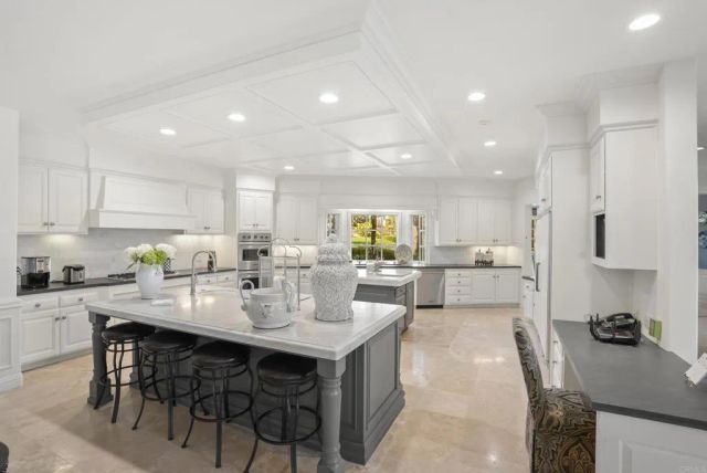6479 Calle Del Alcazar, Rancho Santa Fe, CA 92067