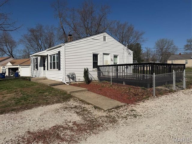 81 N Circle Drive, Wright City, MO 63390
