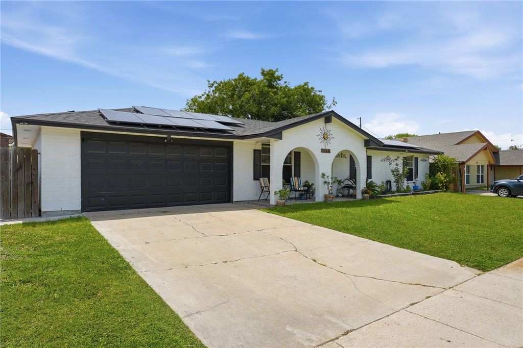 2113 Westwind Cir, Ingleside, TX 78362 — photo 2