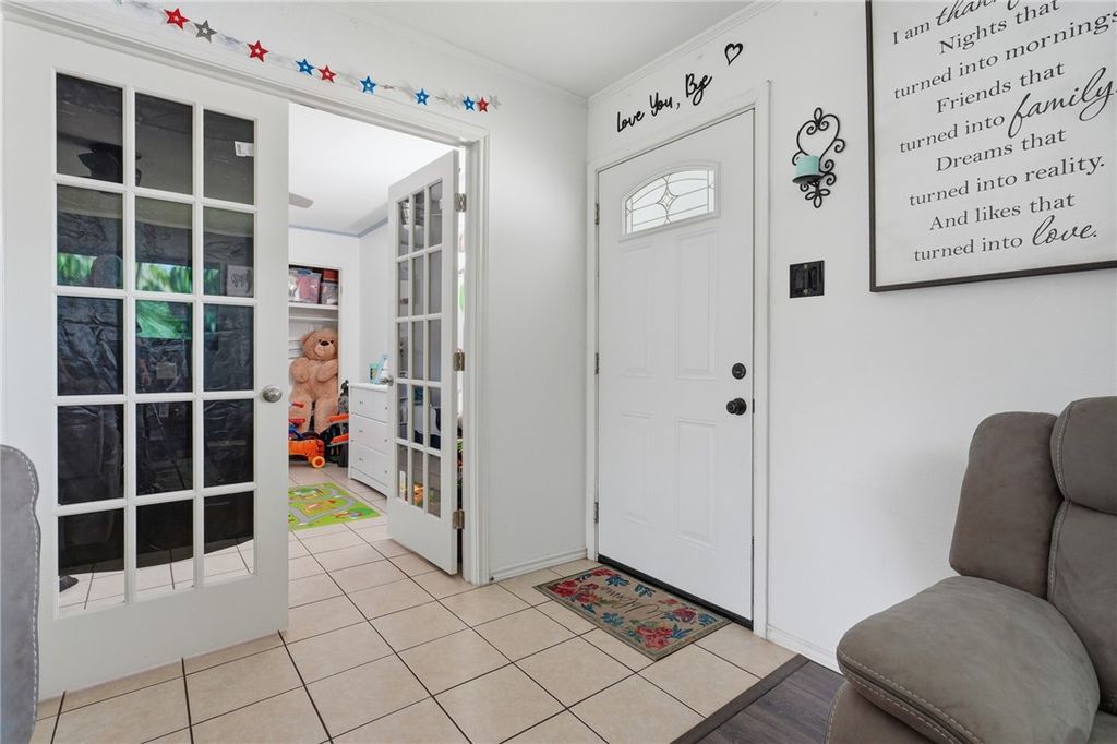 2113 Westwind Cir, Ingleside, TX 78362 — photo 5