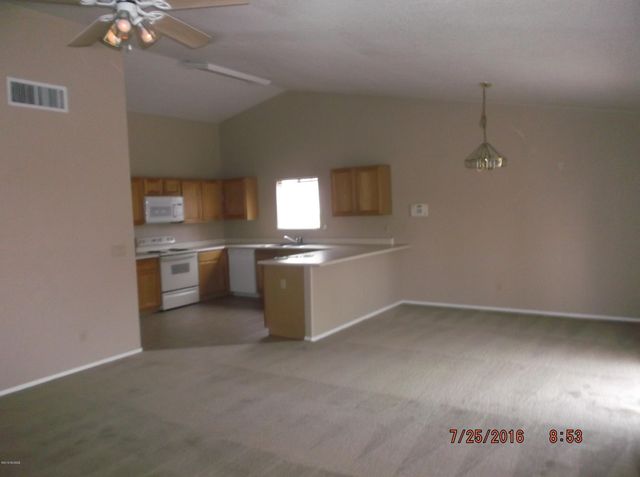 9285 E Bent Creek Way, Tucson, AZ 85747