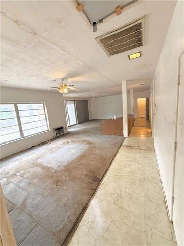 400 LAKE MAGGIORE BOULEVARD S, St Petersburg, FL 33705