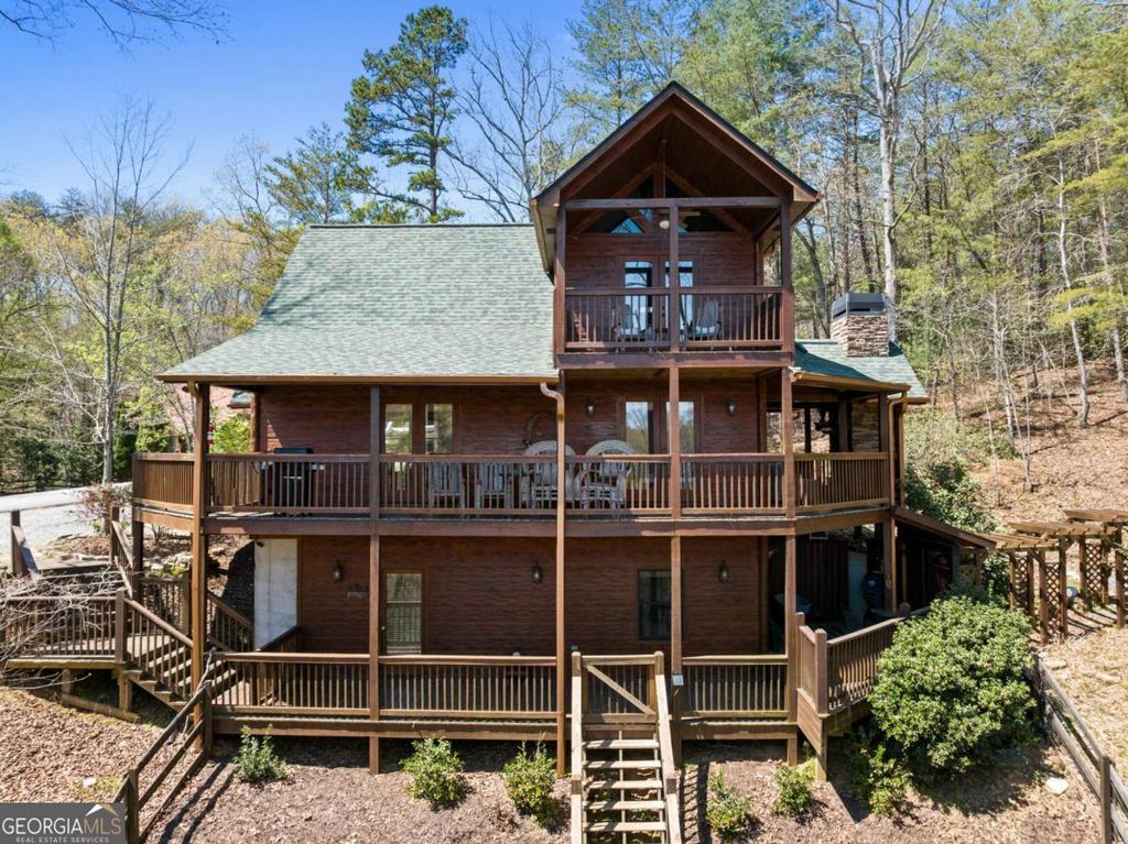 113 Dallas Lane, Blue Ridge, GA 30513