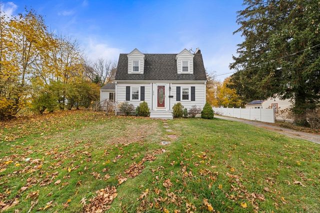 1210 Washington St, Abington, MA 02351