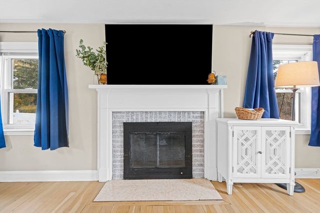 1210 Washington St, Abington, MA 02351