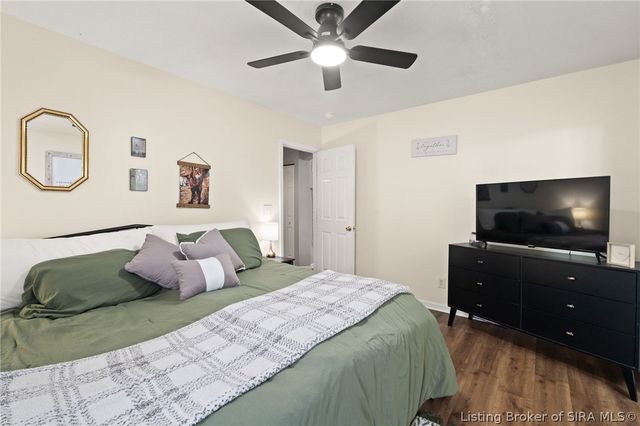 1105 High Meadow Road, Jeffersonville, IN 47130