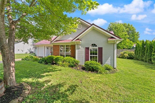 1105 High Meadow Road, Jeffersonville, IN 47130