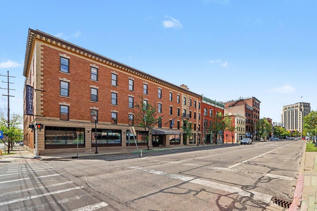 350 E Michigan Avenue Suite 300, Kalamazoo City, MI 49007