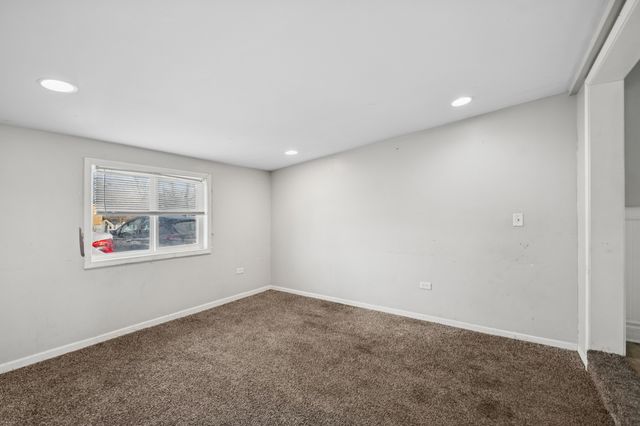 711 N Columbine Avenue, Lombard, IL 60148