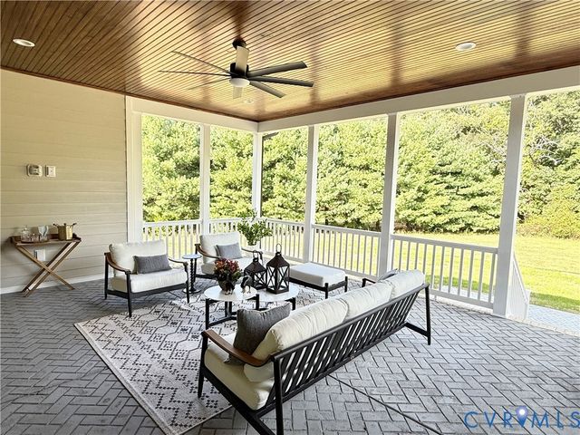 3100 Old Church Rd, Mechanicsville, VA 23111