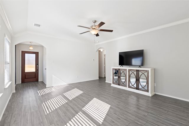 5853 Japonica Street, Fort Worth, TX 76123