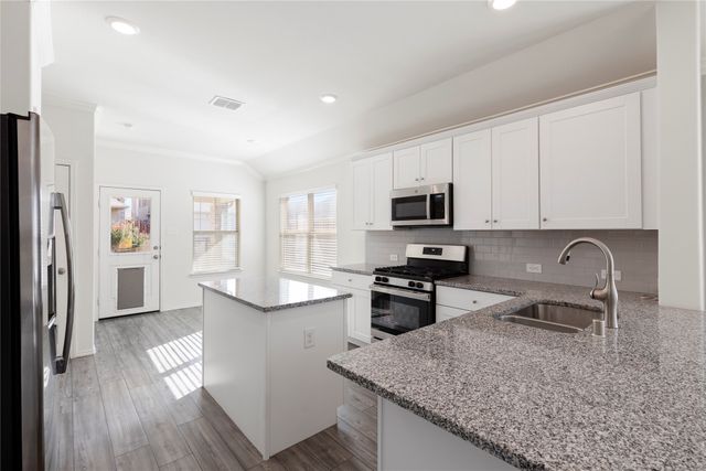 5853 Japonica Street, Fort Worth, TX 76123