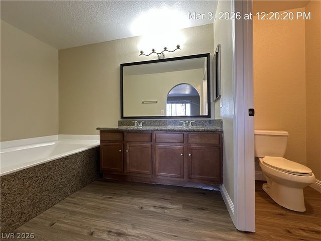 1842 North Decatur Boulevard 103, Las Vegas, NV 89108