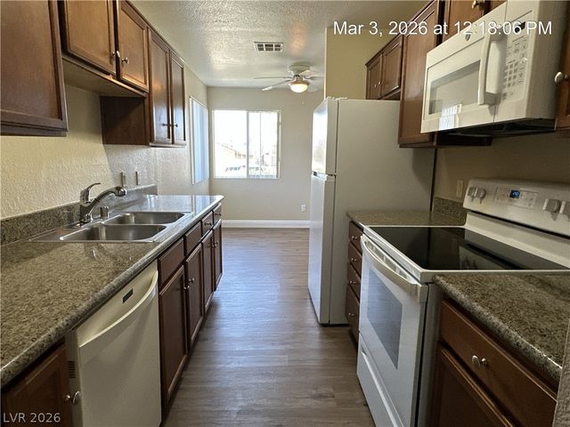 1842 North Decatur Boulevard 103, Las Vegas, NV 89108