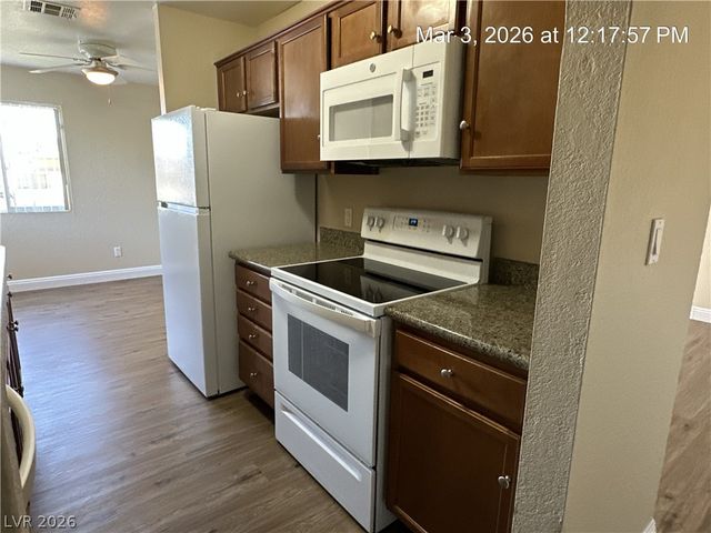 1842 North Decatur Boulevard 103, Las Vegas, NV 89108