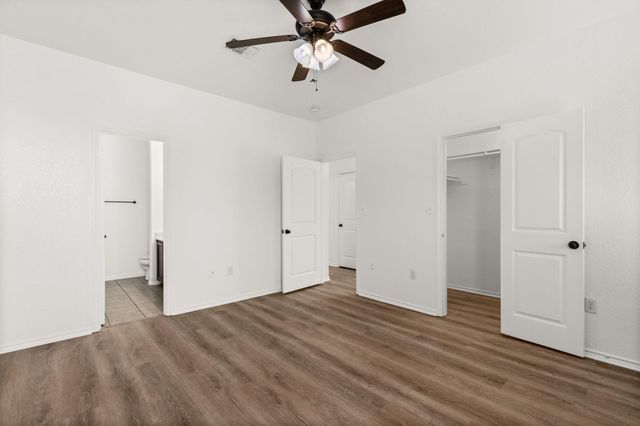 586 Creekside CIR, New Braunfels, TX 78130