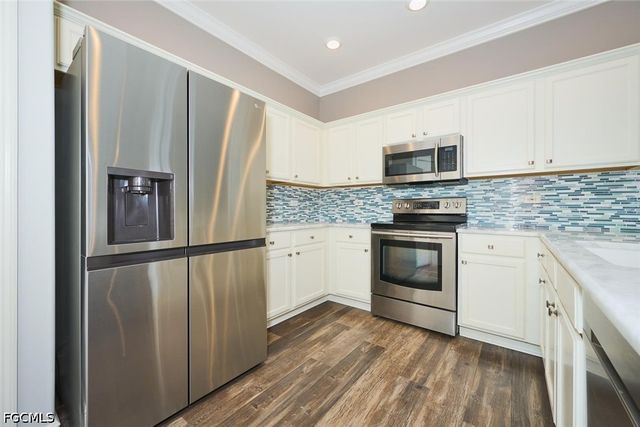17014 Middlebrook CT, Fort Myers, FL 33908