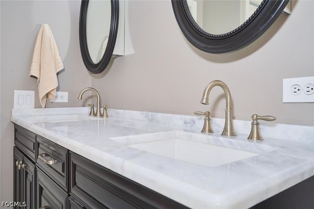 17014 Middlebrook CT, Fort Myers, FL 33908