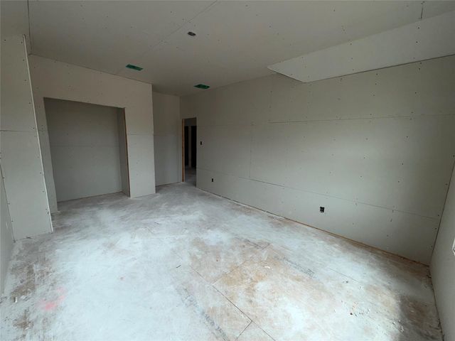 153 Clover BND, Liberty Hill, TX 78642