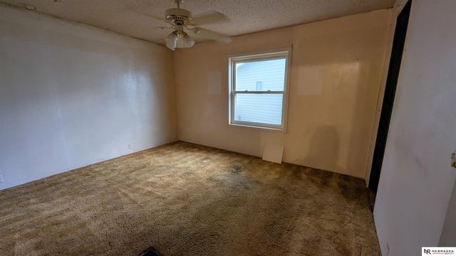 2010 W Cove Court, Lincoln, NE 68522