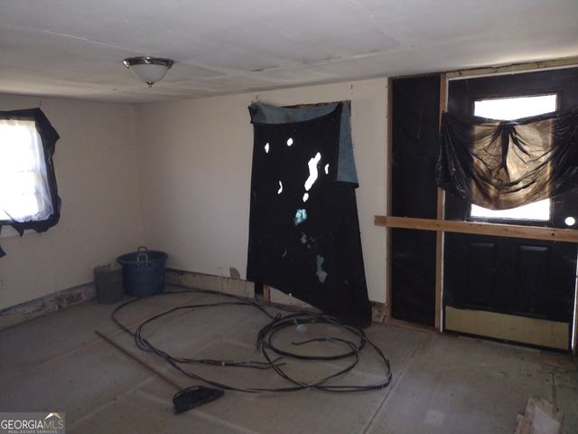 1430 N East Street, Greensboro, GA 30642