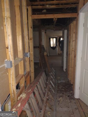 1430 N East Street, Greensboro, GA 30642