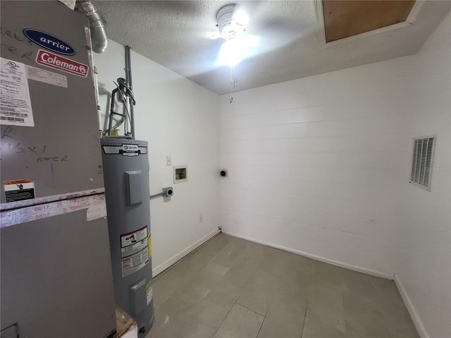 6913 LONG NEEDLE COURT, Orlando, FL 32822
